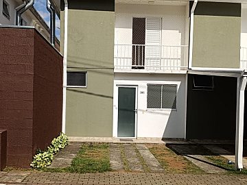 Casa em Condomnio para Aluguel
