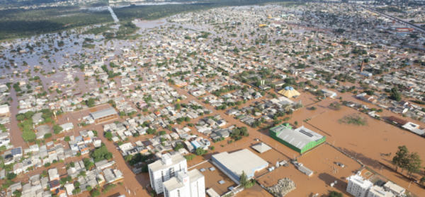 Plataforma gratuita avalia risco climático de imóveis a partir do CEP