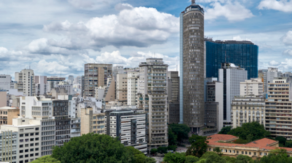 Aluguel residencial desacelera em agosto, mas acumula alta de 6,56% no ano, diz FipeZap